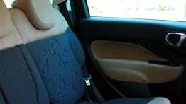 Fiat 500L Living 1.6 MultiJet II 105KM - galeria redakcyjna - tylna kanapa