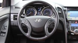 Hyundai i30 II 3d 1.6 GDI 135KM - galeria redakcyjna - kokpit