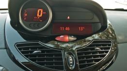 Renault Twingo II Hatchback 3d Facelifting 1.2 16V 75KM - galeria redakcyjna - komputer pokładowy