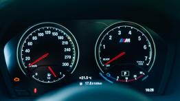 BMW M2 370 KM - galeria redakcyjna - inny element panelu przedniego