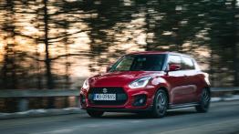Suzuki Swift Sport 1.4 Boosterjet 140 KM - galeria redakcyjna - widok z przodu