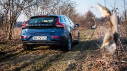 Volvo V40 II Ocean Race 1.6 D2 115 KM - galeria redakcyjna - widok z tyłu