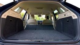 Skoda Superb III Combi - galeria redakcyjna - bagażnik, tylna kanapa złożona