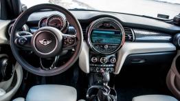 Mini III Hatchback 5d 2.0 170KM - galeria redakcyjna - pełny panel przedni