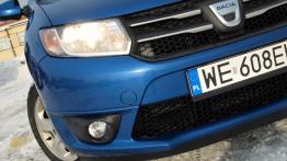 Dacia Sandero II Hatchback 5d TCe  90KM - galeria redakcyjna - prawy przedni reflektor - włączony