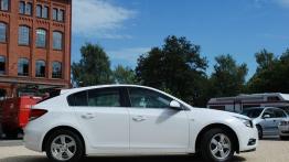 Chevrolet Cruze Hatchback 5d - galeria redakcyjna - prawy bok