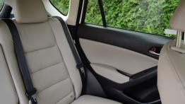 Mazda CX-5 SUV 2.2 SKYACTIV-D  175KM - galeria redakcyjna - tylna kanapa