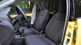 Skoda Citigo Hatchback 5d 1.0 60KM - galeria redakcyjna - widok ogólny wnętrza z przodu