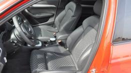 Audi RS Q3 2.5 TFSI 310KM - galeria redakcyjna - widok ogólny wnętrza z przodu