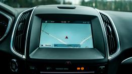 Ford Edge 2.0 EcoBlue Bi-Turbo 238 KM - galeria redakcyjna - ekran systemu multimedialnego