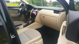Skoda Octavia Kombi 1.5 TSI 150 KM - galeria redakcyjna - widok ogólny wn?trza z przodu