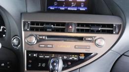 Lexus RX III SUV  Facelifting 350 277KM - galeria redakcyjna - konsola środkowa