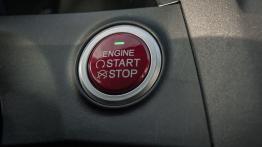 Honda Civic IX Sedan 1.8 i-VTEC 142KM - galeria redakcyjna - przycisk do uruchamiania silnika