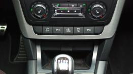 Skoda Yeti Minivan 1.8 TSI 4x4 160KM - galeria redakcyjna - konsola środkowa