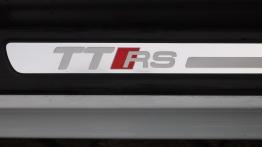 Audi TT 8J Coupe Facelifting 2.5 TFSI 340KM - galeria redakcyjna - listwa progowa