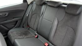 Seat Leon III Hatchback 1.6 TDI CR - galeria redakcyjna - tylna kanapa