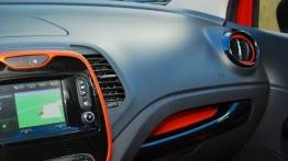 Renault Captur TCe EDC 120KM - galeria redakcyjna - deska rozdzielcza