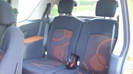 Peugeot 1007 1.4 - tylna kanapa