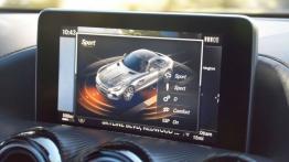 Mercedes-AMG GT 4.0 V8 - galeria redakcyjna - ekran systemu multimedialnego