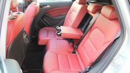 Mercedes B 250 4MATIC Facelifting - galeria redakcyjna - tylna kanapa