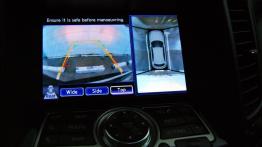 Infiniti FX II Crossover Facelifting 5.0 V8 390KM - galeria redakcyjna - radio/cd/panel lcd