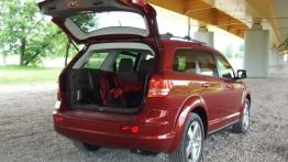 Dodge Journey 2.0 CRD DCT - galeria redakcyjna - tył - bagażnik otwarty