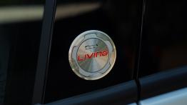 Fiat 500L Living 1.6 MultiJet II 105KM - galeria redakcyjna - emblemat boczny