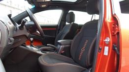 Kia Sportage III 2.0 CRDi 184KM - galeria redakcyjna - widok ogólny wnętrza z przodu