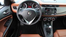 Alfa Romeo Giulietta 1.4 TB 170KM - galeria redakcyjna - kokpit