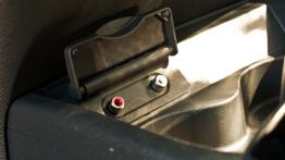 Renault Twingo II Hatchback 3d Facelifting 1.2 16V 75KM - galeria redakcyjna - inny element wnętrza 