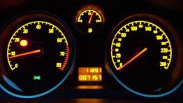 Opel Astra III 1.8 16V Cosmo - galeria redakcyjna - deska rozdzielcza