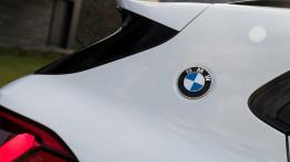 BMW X2 M35i 2.0 306 KM - galeria redakcyjna - prawy bok