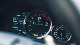 Lexus GS F - galeria redakcyjna - zestaw wskaźników