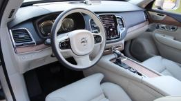 Volvo XC90 II - galeria redakcyjna - pełny panel przedni