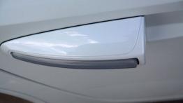 Volkswagen XL1 0.8 TDI Hybrid 69KM - galeria redakcyjna - lewy kierunkowskaz