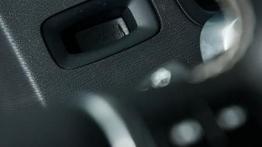 Volvo V60 2.4 D6 Plug-in Hybrid - galeria redakcyjna - przycisk do uruchamiania silnika