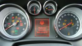 Opel Astra J GTC - galeria redakcyjna - komputer pokładowy