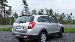 Chevrolet Captiva - galeria redakcyjna - widok z tyłu
