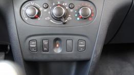Dacia Sandero II Stepway 1.5 dCi 90KM - galeria redakcyjna - konsola środkowa