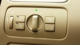 Volvo S80 II Sedan 2.4 D5 215KM - galeria redakcyjna - inny element panelu przedniego