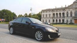 Lexus IS 220d - prawy bok