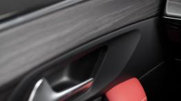 Peugeot 508 GT 1.6 PureTech 225 KM - galeria redakcyjna - widok ogólny wn?trza z przodu