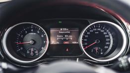 Kia ProCeed GT 1.6 T-GDI 204 KM - galeria redakcyjna - inny element panelu przedniego