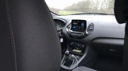 Ford KA+ Active 1.2 Ti-VCT 85 KM - galeria redakcyjna - widok ogólny wn?trza z przodu