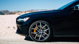 Volvo S60 III - galeria redakcyjna - lewy bok