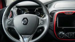 Renault Captur HH TCe EDC 120KM - galeria redakcyjna - kierownica