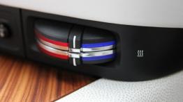 Rolls-Royce Wraith 6.6 632KM - galeria redakcyjna - panel sterowania wentylacją i nawiewem