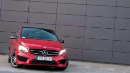 Mercedes Klasa B 200 (2016) - galeria redakcyjna - widok z przodu