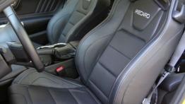 Ford Mustang VI Coupe GT 5.0 V8 421KM - galeria redakcyjna - fotel kierowcy, widok z przodu