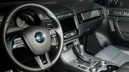 Volkswagen Touareg II Facelifting TDI - galeria redakcyjna - pełny panel przedni